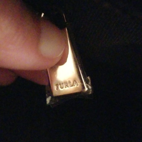 Black Furla leather tote. - Picture 5 of 8